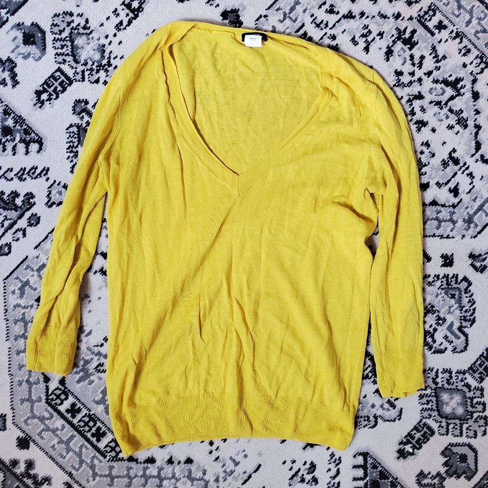 J Crew fitted v-neck 3/4 sleeve sweater